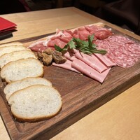 Osteria UVA RARA 横浜 - 