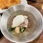 Nikkori Makkori - 宮延もちカルビセットの冷麺