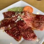 肉八や - 