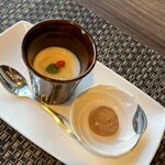 花梨 - 杏仁豆腐