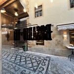 Rosario Varela - 窓の外