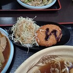 台湾料理 福祥居 - 定食の揚げ物