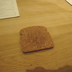 セントル ザ・ベーカリー - コースターもパンの形