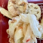 Tempura Meshi Ten Nosuke - 天之助定食@1,000  続いて、かき揚げ、鶏モモ。ワオ！今日はかなり急ピッチ！全然追いつかない！つーか、松前漬けと塩辛でご飯1膳食べ終えてしまった！おかわり！