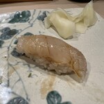 うを徳 - ひらめのにぎり