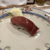 うを徳 - 戸井本鮪中トロにぎり