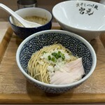 煮干しつけ麺 宮元 - 煮干しの和え玉(醤油) 250円