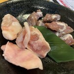 地鶏食堂 - ホルモン盛り合わせ