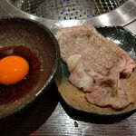 板前焼肉 一笑 - ●夕食、単品。中瓶B 600X3+ｼｬﾝﾊﾟﾝ9000+付出ｷｬﾍﾞﾂ300+豆ﾓﾔｼ350+ﾊﾗﾐ1580+焼きしゃぶ1780+焼好き1780+ｼﾞｪﾗｰﾄ440X2=16,870円  