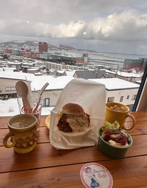 ストレージ カフェ（Storage Cafe） - 小樽築港（カフェ）の写真