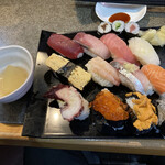 歩 - にぎり12貫 1300円