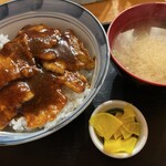 Miruki Wei - バラ肉 豚丼 A 激辛 唐辛子無し