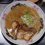 八仙楼 - 令和5年12月
            営業時間(17:00〜24:30)
            ライスセット 税込800円
            天龍ラーメン、ライス、キムチ