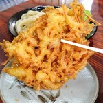 Teuchi udon musashi - バリバリ、ザクザク食感のデカい野菜天ぷら