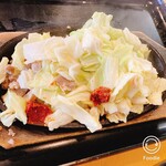 ドライブイン かかし - 赤胡椒は、デストロイガンダムカラー