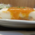 キッチン ブルー グローブ - 横から、分厚いテリーヌです