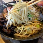 麺屋 燦鶴 - 小麦が香る表面つるりとした美味しい麺