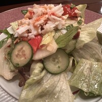 ざくろ TBS店 - たらばガニと23品目と野菜サラダ