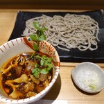 つけ蕎麦 恵比寿初代 - 牛肉辛つけそば切り