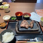 感動の肉と米 - 料理写真: