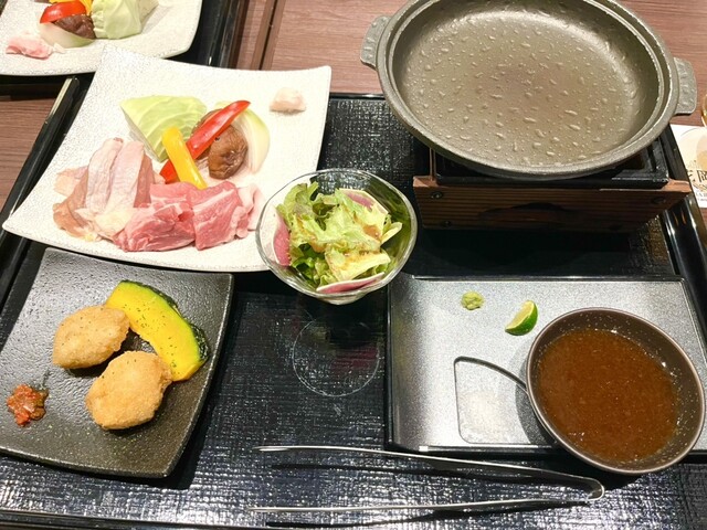 CᾒN高山都の美食姿 3 4ῬEᾭ hotel around TAKAYAMA （ホテル アラウンド タカヤマ） - 高山