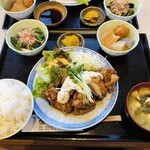 和食処 銀四郎 - ♪チキンタルタル定食¥850