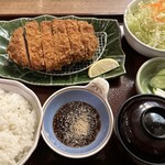 黒豚とんかつ だいち - ☆ 特選黒豚 厚切りリブロースかつ定食