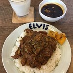 スープカレー&ダイニング エルビス - 絶品ドライカレーは平日のみ提供
