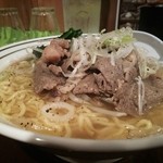 肉肉ラーメン 1/100人形町店 - 肉肉ラーメン中塩♪横から♪