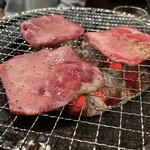 Sumibi yakiniku horumom minoya - タン