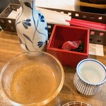 立ち飲み居酒屋ラクミ - ラクミで出汁割りが飲めるなんて♪
      おだしがおいしー