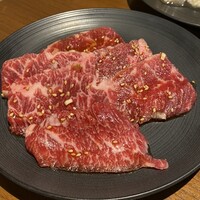 十勝ハーブ牛焼肉 MONMOM - 