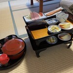 もりまた旅館 - 料理写真:朝食もお部屋に届きました！