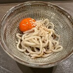 Teppan Ryouri Rakuda - 卵黄　麺　白胡麻