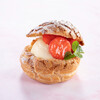 Kafeberu - 料理写真:いちごのシュークリーム