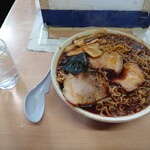 梅乃家 - ラーメン９５０円