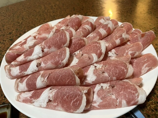 ラムシャブほか食べ飲み放題で4500円 : えびすこの写真