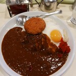 カレー専門店 横浜 - 片目クリームコロッケ中辛