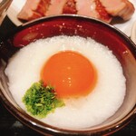 牛たん炭焼 利久 - 卵入りとろろ