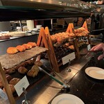 JACK’S RESTAURANT - 朝食ビュッフェのパン
            2023年12月28日