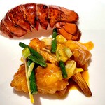 中国料理 美麗華 - オマール海老の広東風辛味炒め