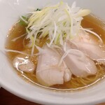 Kosumo Chuu Bou Kanda Ken - 地鶏と葱の塩らーめん