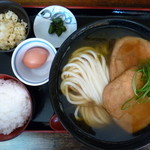 瀬戸内製麺710 - ひやあつきつねうどん＆比内地鶏卵かけご飯（H25.11.18）
