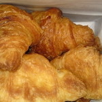 ドンク・ミニワン  いよてつ高島屋店  - プレーンのクロワッサンです