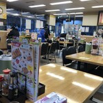 ぎょうざの満洲 - 店内