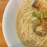 麺屋 だいくう - 博多中華そば　左