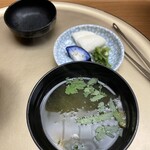 里湯昔話・雄山荘 - 赤だしとお漬け物