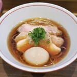 ボクの麺処 - ボクの鶏そば（890円） 煮卵（100円）