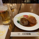 レストランカミヤ - 電気ブラン　ビール　カニコロッケ・ハンバーグ