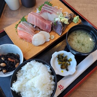 すし定食 いこい_1